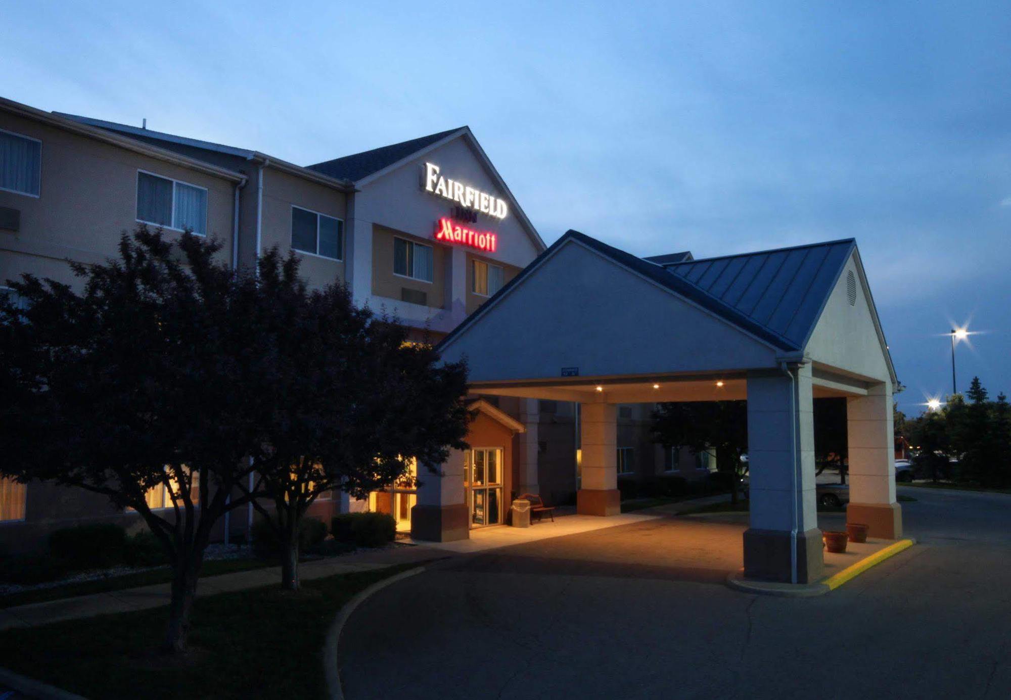 Quality Inn & Suites Bay City Exterior photo